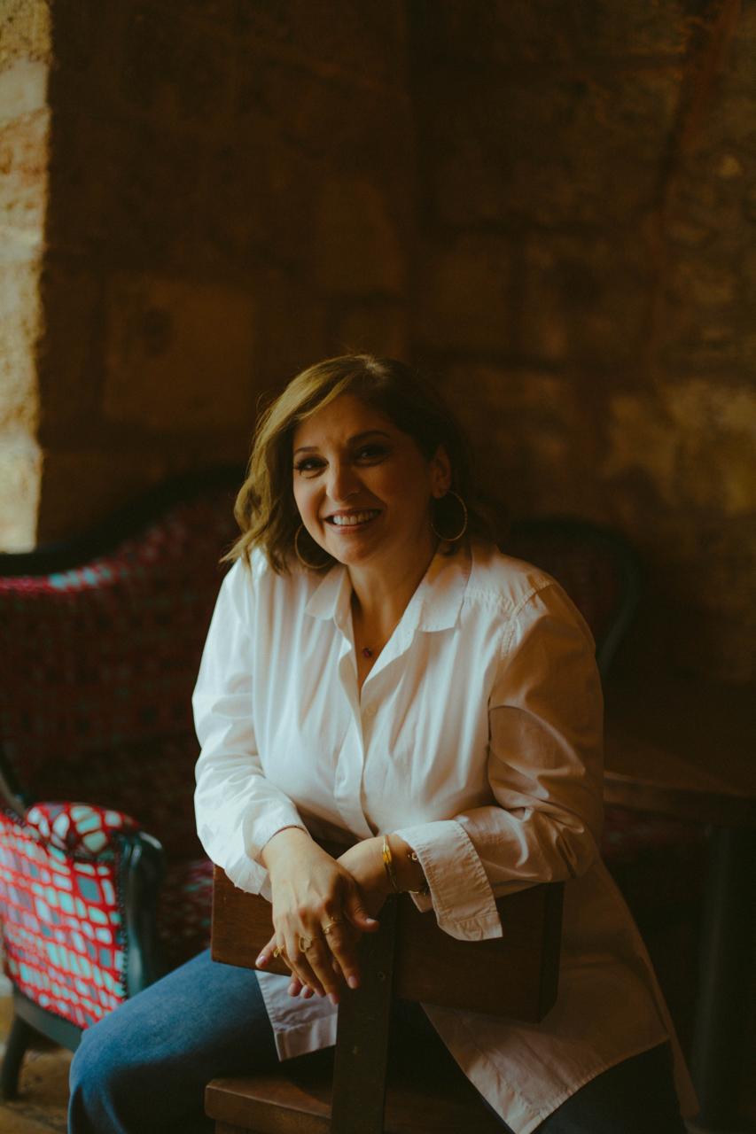 Moon presents Nadine Hassan عالقمر مع نادين حسن